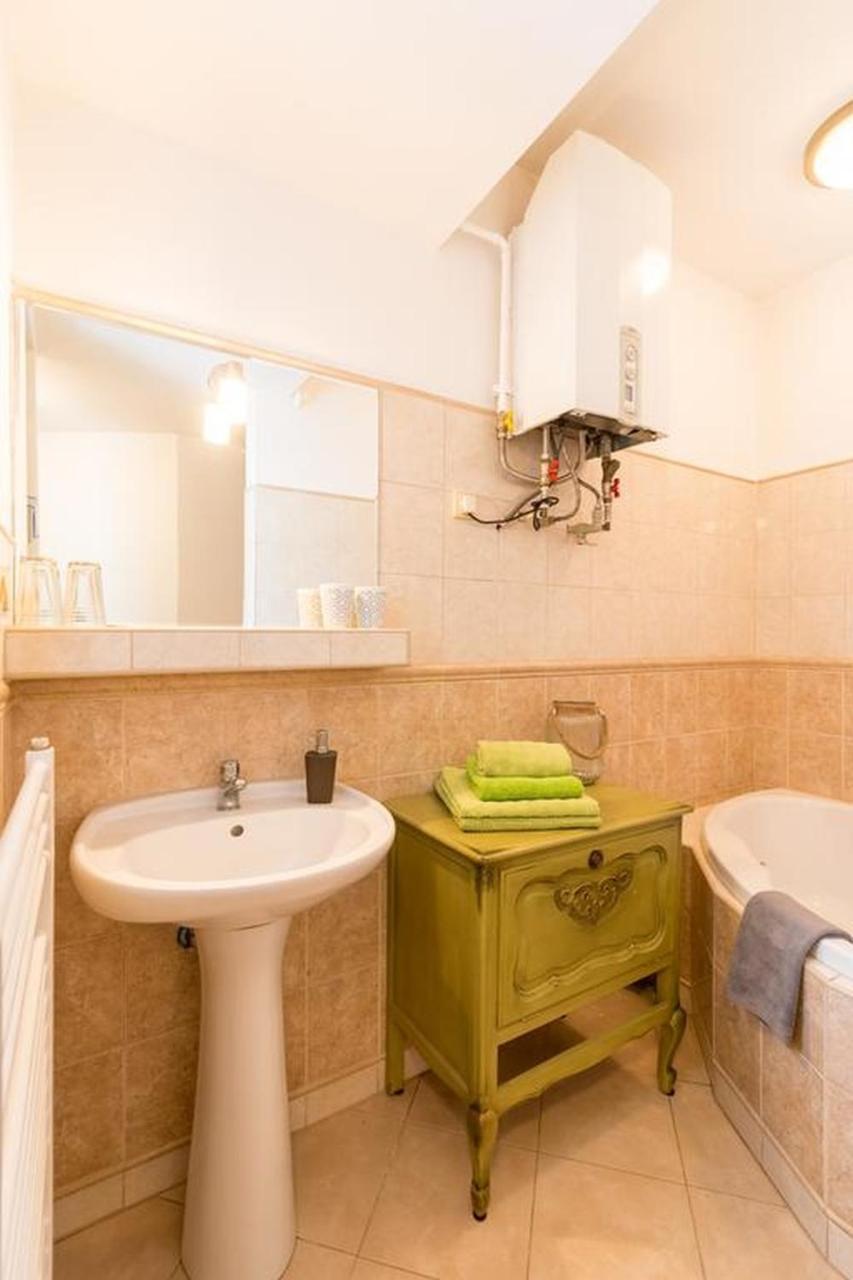 Apartment Sirius F In Center Of Cb Ceske Budejovice Exterior foto